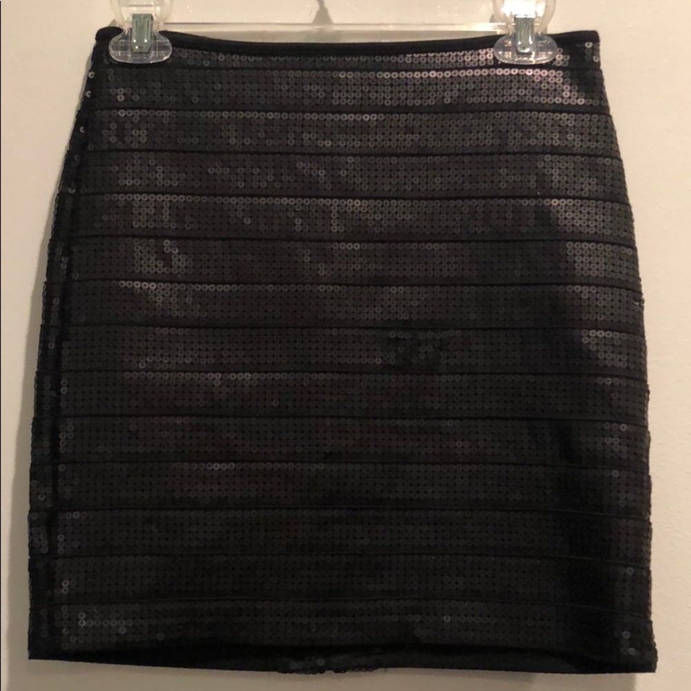 Sequins mini skirt